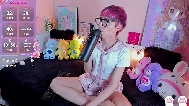 Strawberry_Kitty_ live sex cam