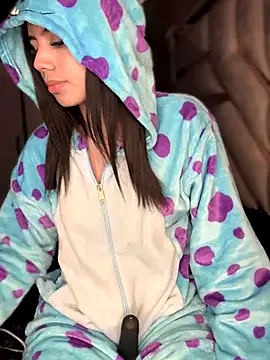 Laura-Khalifa live sex cam