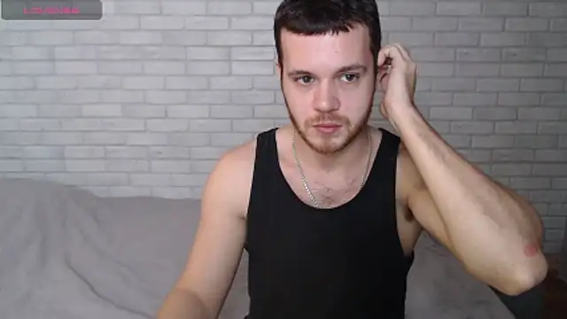 Alexxx_horny live sex cam