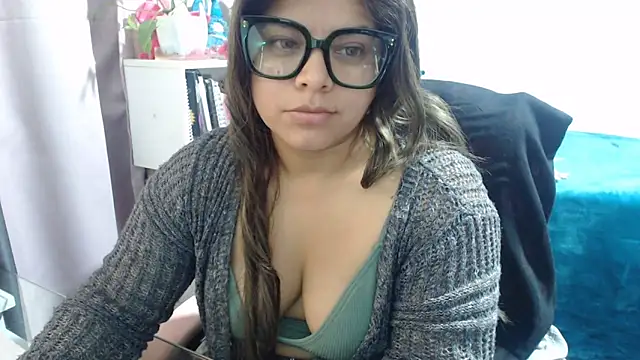 KatteAngelLat live sex cam