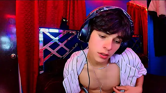 Luke_Howland live sex cam