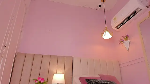 _lucia_18 live sex cam