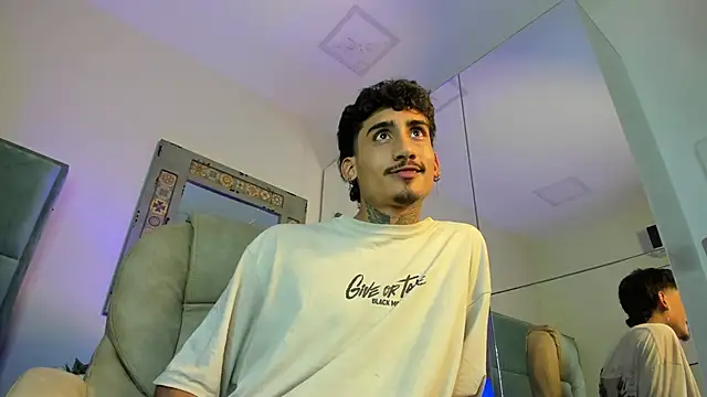 Mr_Strike live sex cam