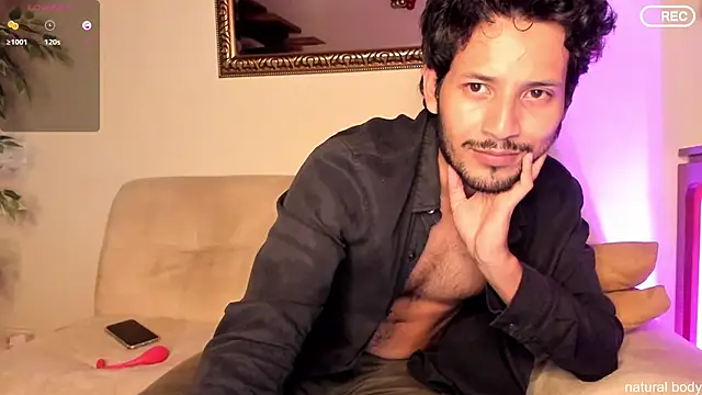 Nicholasrodrii live sex cam