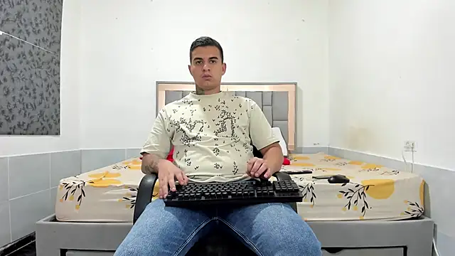 simookeler live sex cam