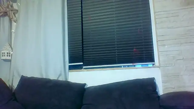 DevilsAngel13 live sex cam