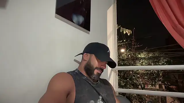 romeolovedark live sex cam