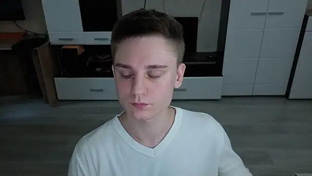 angryzan live sex cam