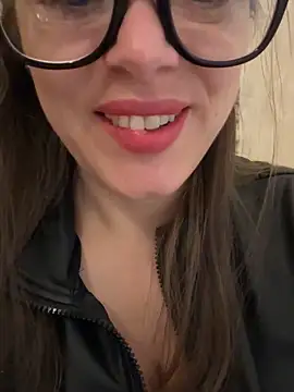 ladywithbigass live sex cam