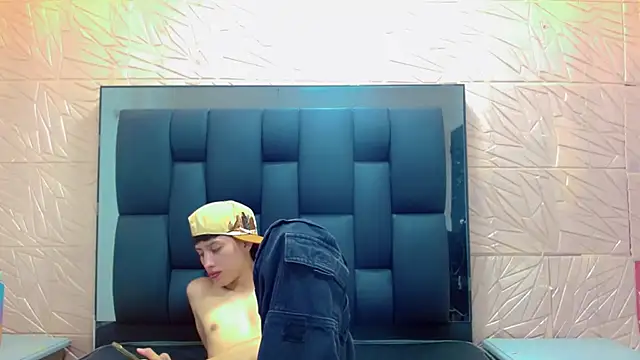 thaigo_twink38 live sex cam