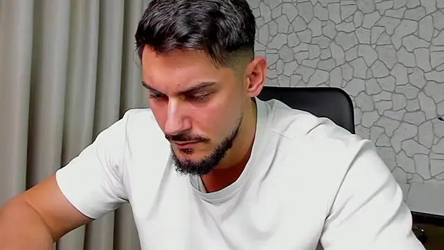 ClintMasters live sex cam