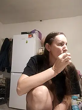 Yevgeshka-Milashka live sex cam