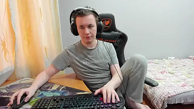 iliaskrislove live sex cam