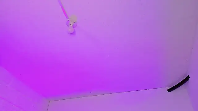 EmmaBecket2 live sex cam