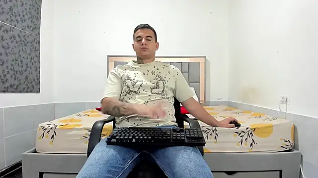 simookeler live sex cam