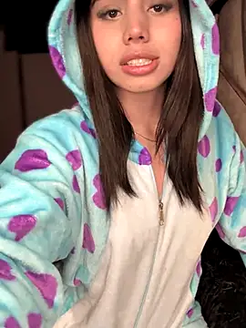 Laura-Khalifa live sex cam