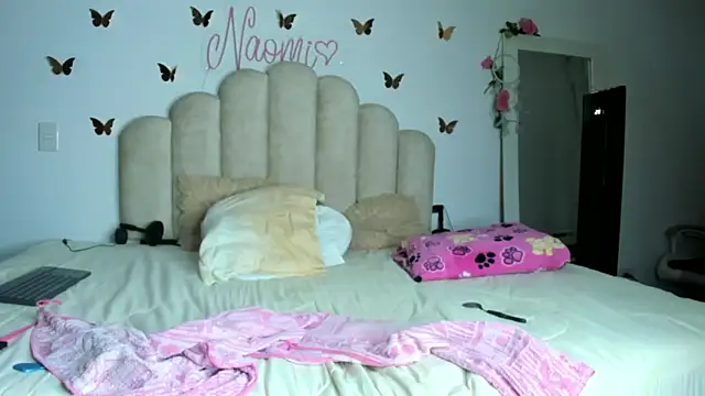 NaomiAsha live sex cam