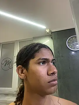 Maxim-Walker live sex cam