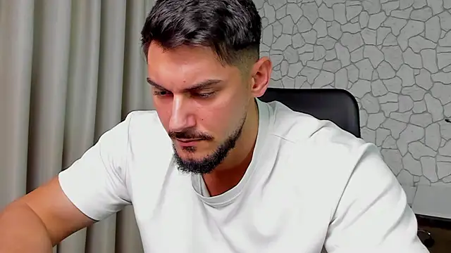 ClintMasters live sex cam