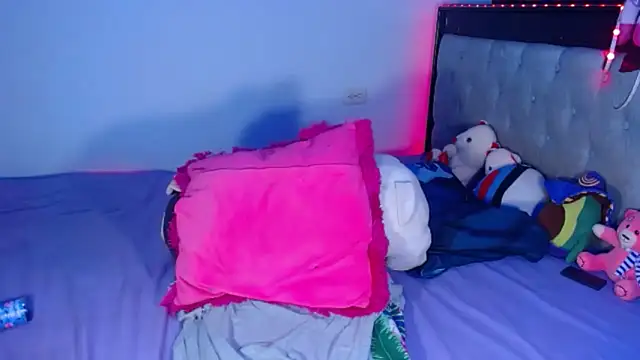 Pamelanicole live sex cam