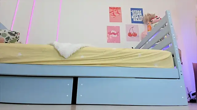 Lily_Young live sex cam