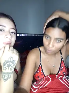 Chloe_Sky_love live sex cam