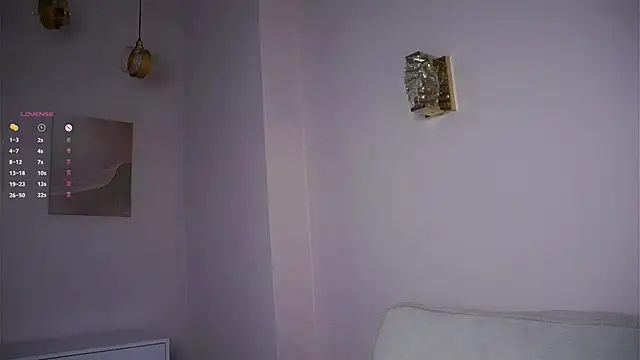 EleneButton live sex cam