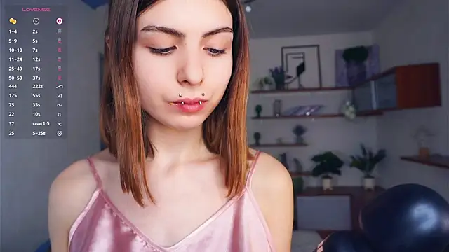 ErlinaBuoy live sex cam