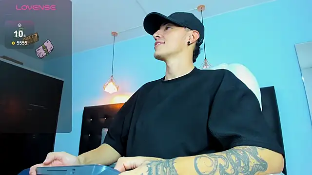 Lobo_17_ live sex cam