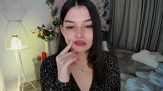 ContinentOfTranquility live sex cam