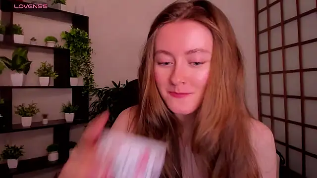 KateCuddle live sex cam