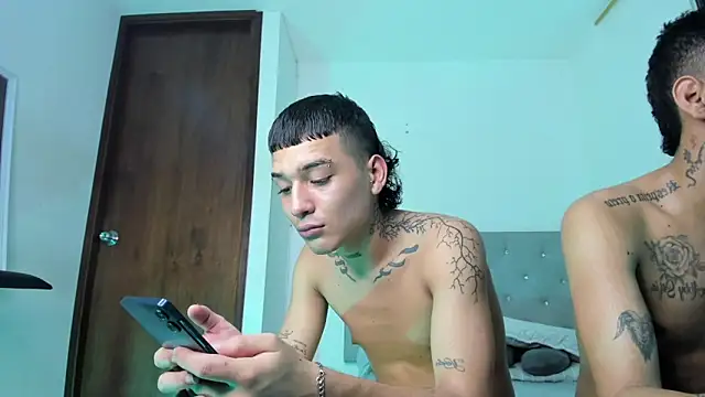 twinkDuohot live sex cam