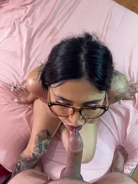 Evamendez02 live sex cam