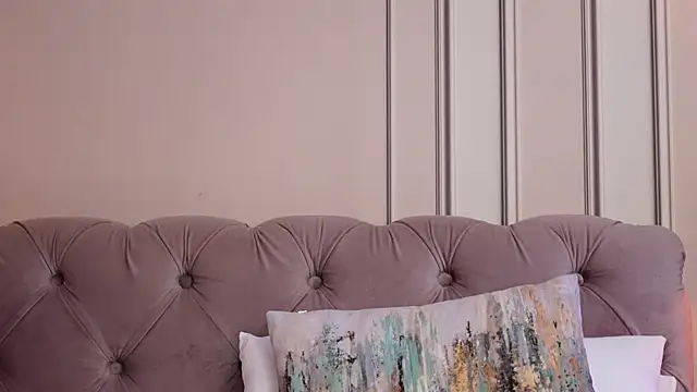 MayaVixxen live sex cam