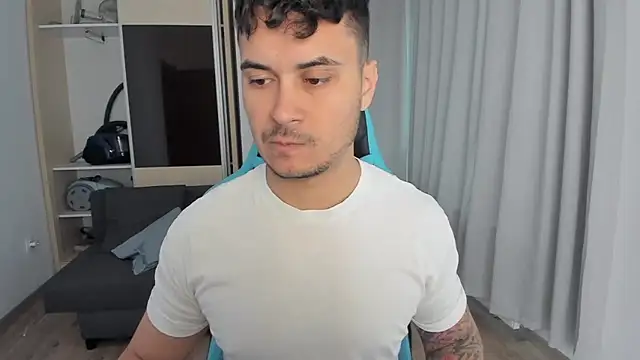 MatMalonne live sex cam