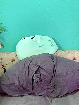 TheRealJessyLey live sex cam