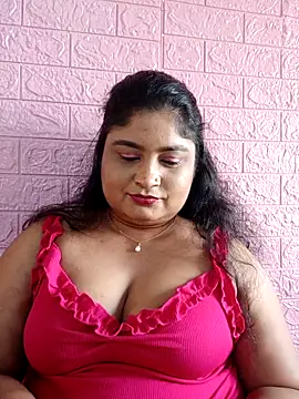 hornyriyanka live sex cam