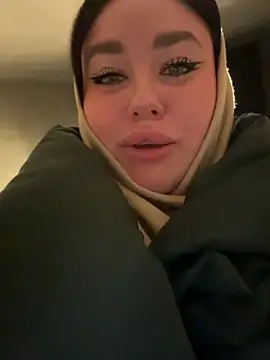 KiraSunshine live sex cam