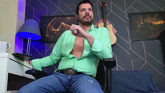 ChrisKox live sex cam