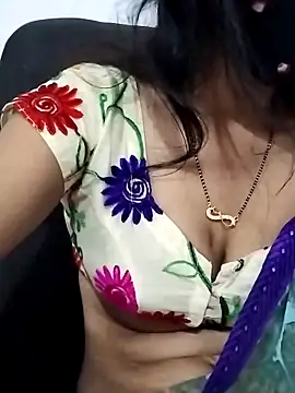 Triveni-Lovely live sex cam
