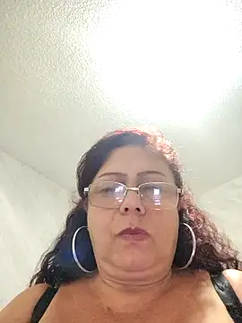 Kamila70 live sex cam