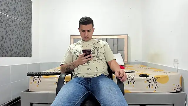 simookeler live sex cam