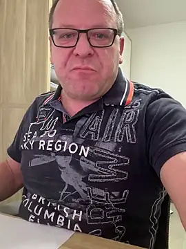 coupleLatinaLovers live sex cam