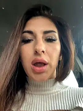 SashaBelle_ live sex cam