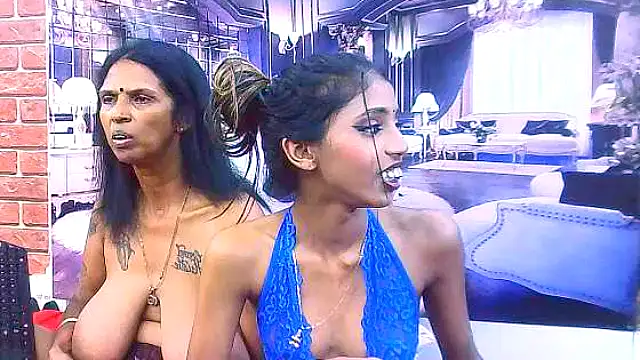 IndianSexySlender live sex cam