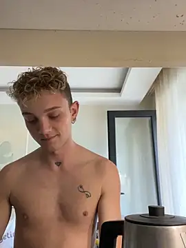 Turkishleo live sex cam