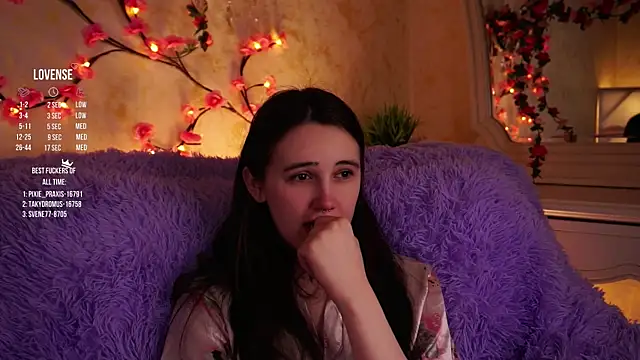 GillianDowdey live sex cam