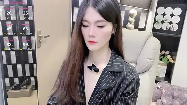 Yueyue-MM live sex cam