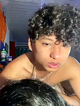 Nezuko-uWux live sex cam