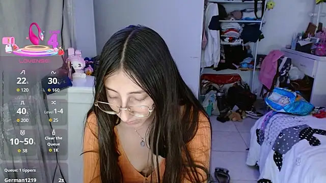 Nanylux live sex cam